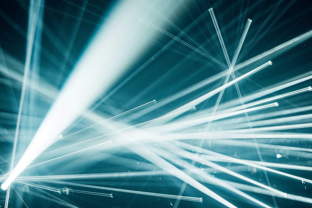 LED-loisteputki, loisteputkivalaisin, LED-putki, LED-valaisin, LED-putkivalo – terminologia vaikeaa, mutta valinta helppoa